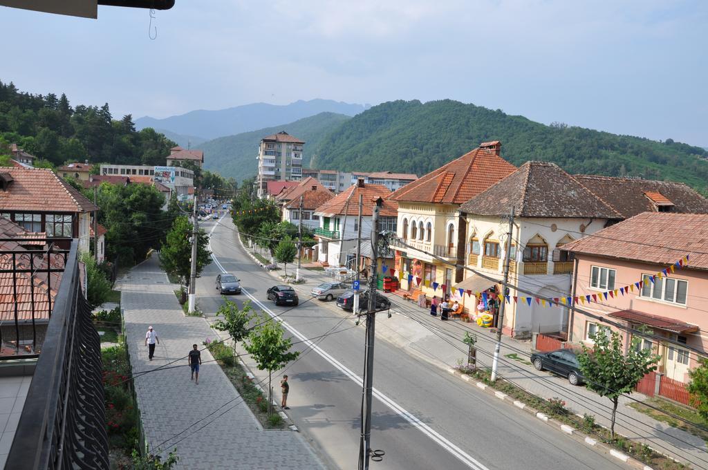 Yes Home Călimăneşti Buitenkant foto